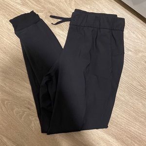 Lululemon joggers